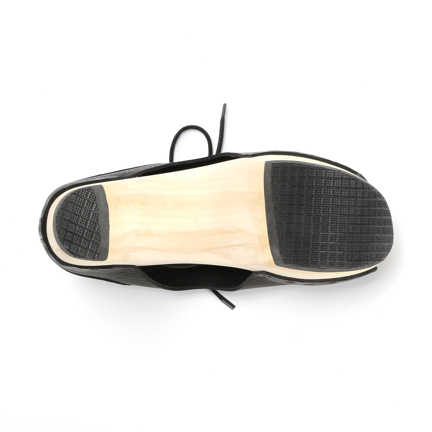 Cavity f - Black