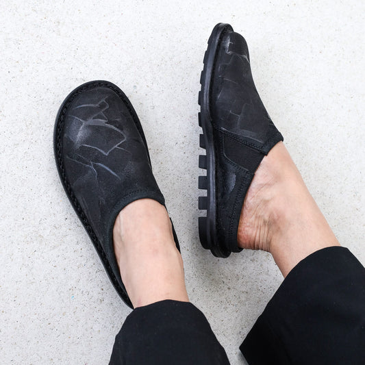Half-Yen f - Black