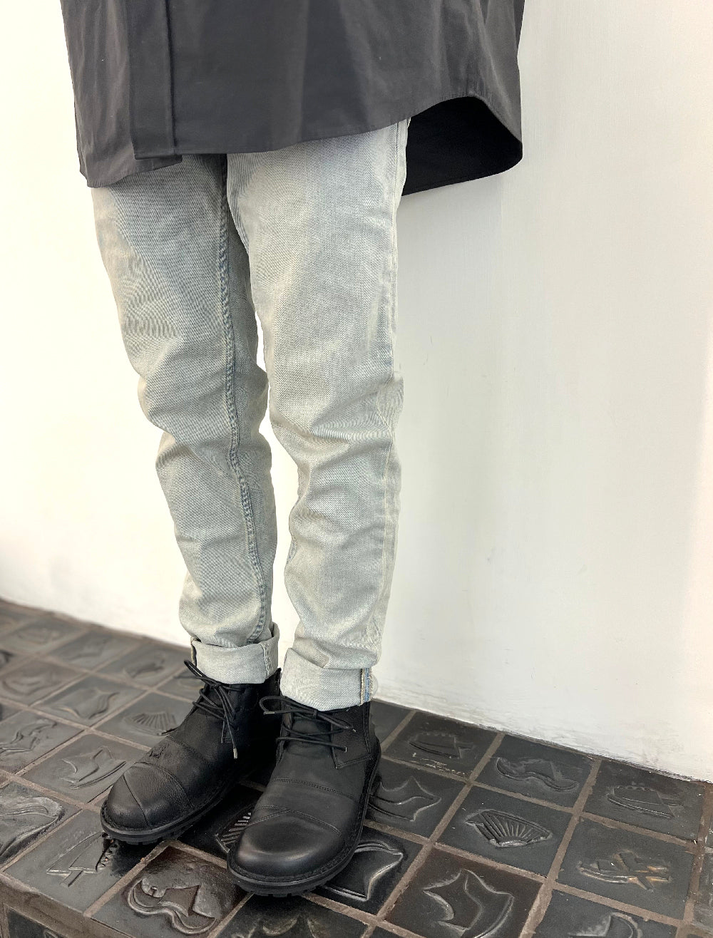 Proto m - Black
