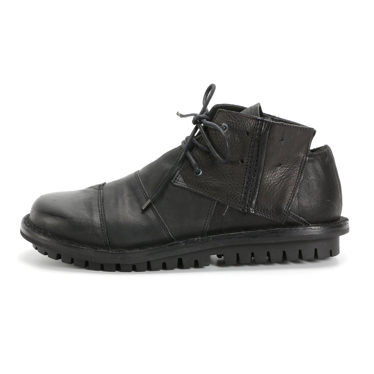 Proto m - Black