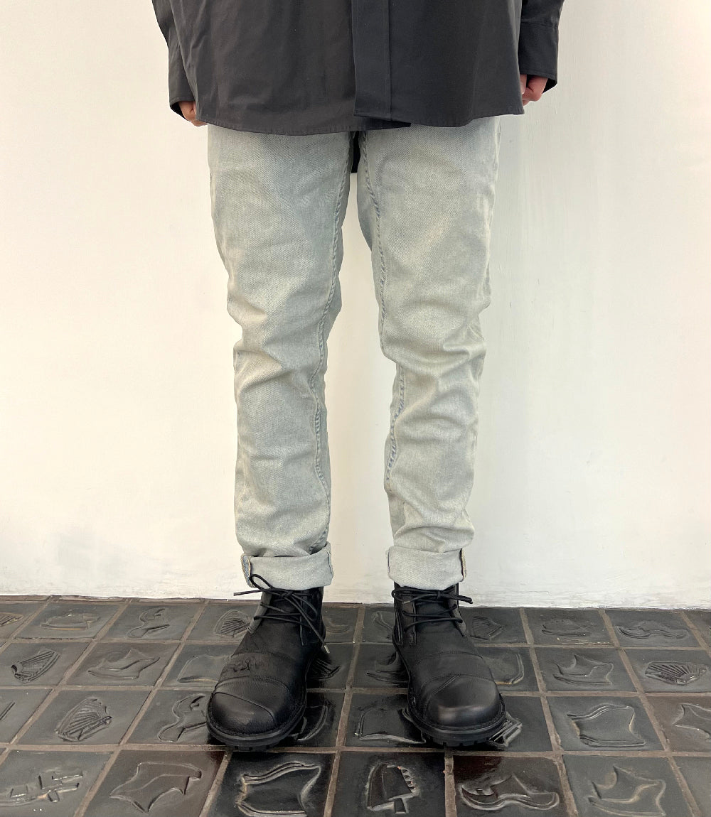 Proto m - Black