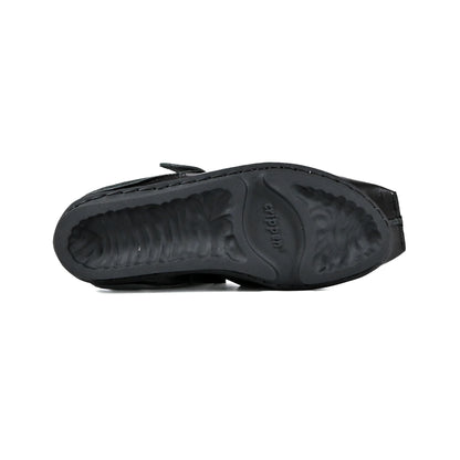 Amira f