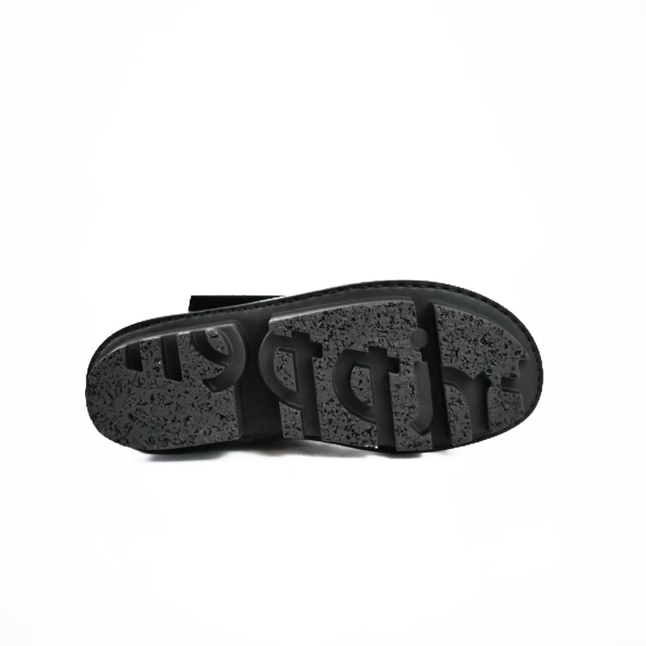 Rectangle f (Trace Sole)