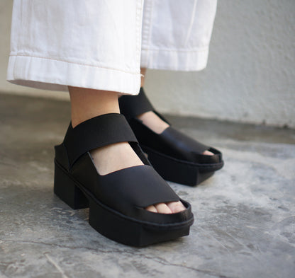 Revise f - Black